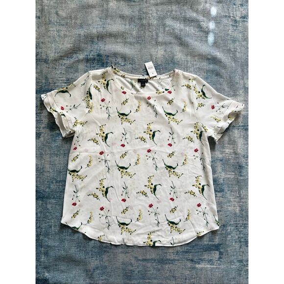 NWT! Ann Taylor White Red Yellow Green Floral Print Flutter Sleeve Blouse Large - Picture 1 of 6